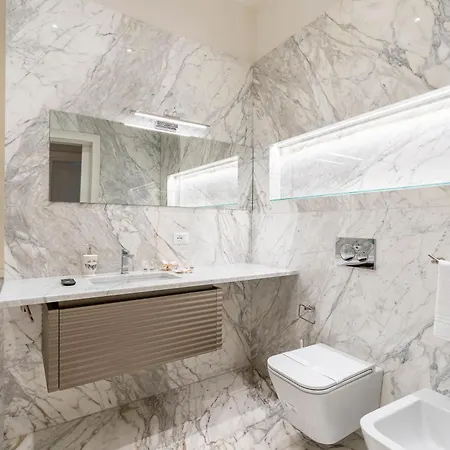 Apartment Sauna And Jacuzzi Duomo View Extra Luxe *