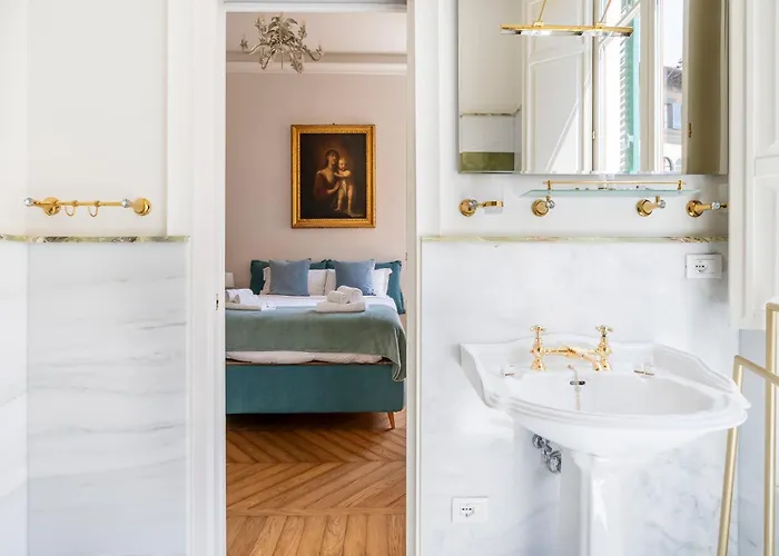 Appartement Golden Luxe - Sauna And Jacuzzi Duomo View Extra Luxe *